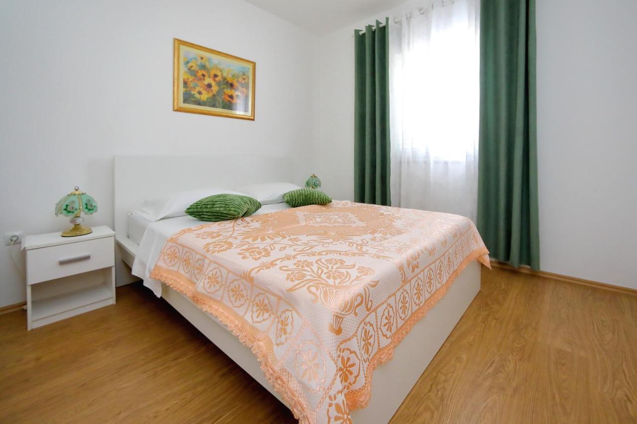 Apartments With A Parking Space Bibinje, Zadar - 14436 Екстер'єр фото