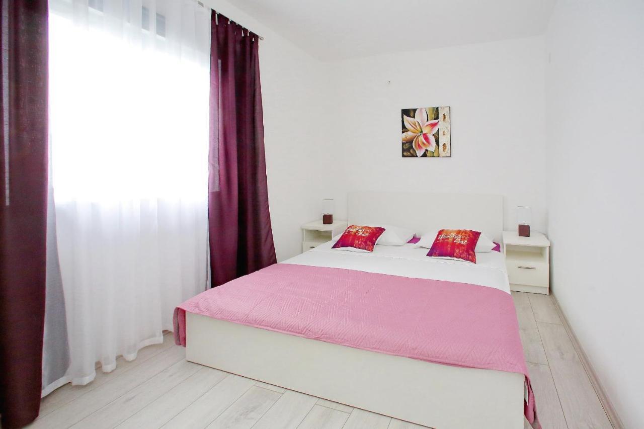 Apartments With A Parking Space Bibinje, Zadar - 14436 Екстер'єр фото